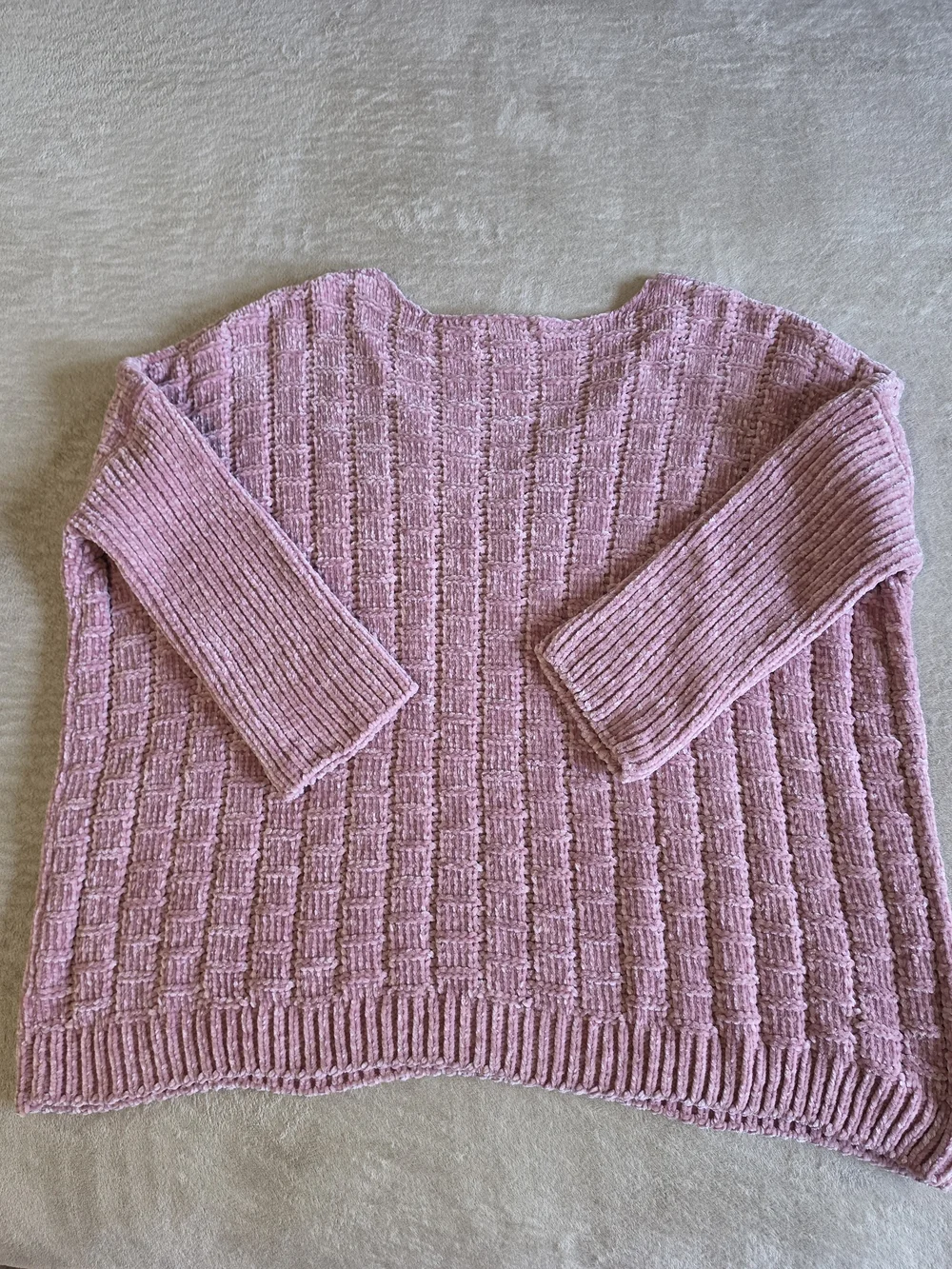 Cozy V-Neck Textured Sweater - Light Pink